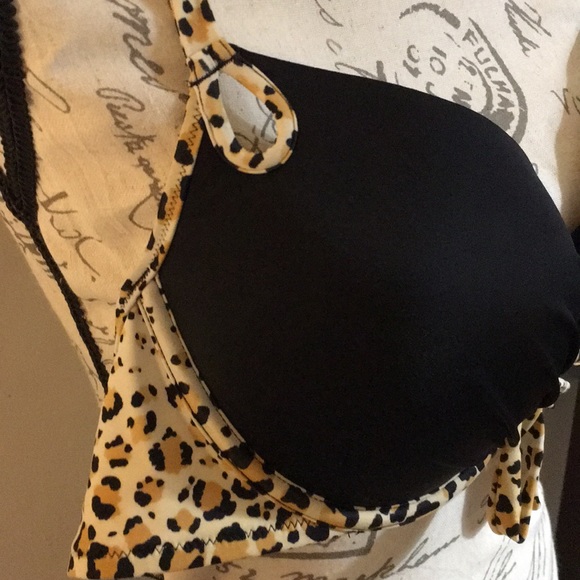 Swimming top - Picture 2 of 3